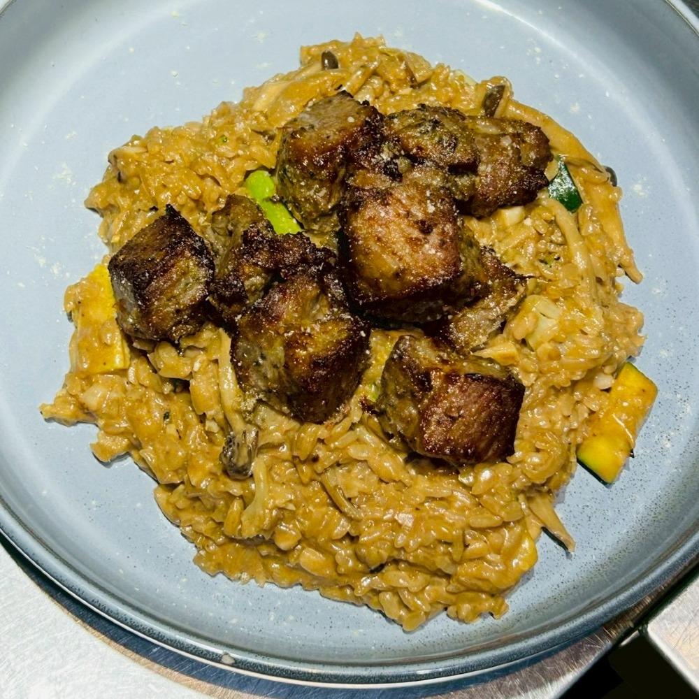 燒烤梅花豬黑蒜燉飯